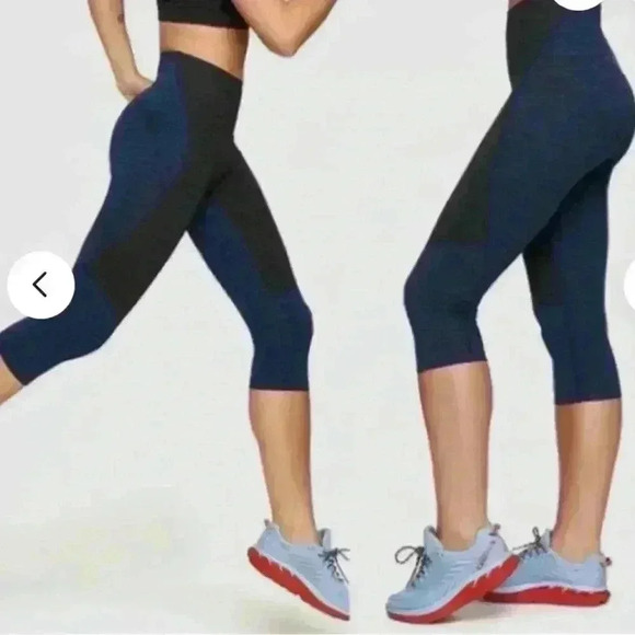 Outdoor voices legging - Picture 1 of 4